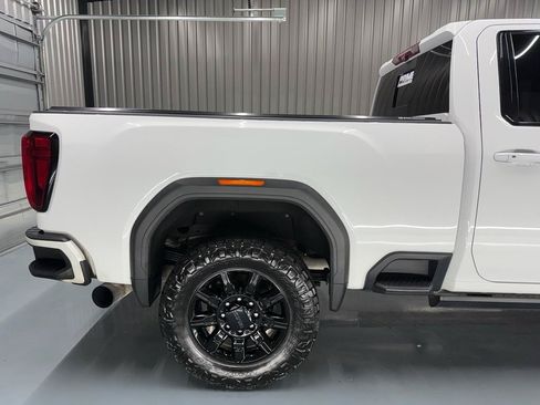 Used 2022 GMC Sierra 2500 AT4 w/ AT4 Premium Plus Package AWD/4WD image 14