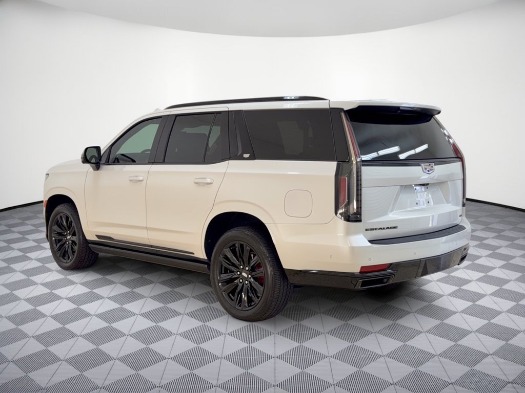 Used 2022 Cadillac Escalade Sport Platinum AWD/4WD image 3