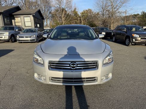 Used 2014 Nissan Maxima 3.5 SV w/ Premium Package image 3