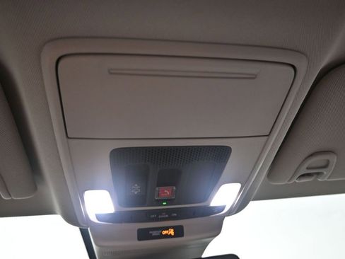 Used 2025 Honda Accord Touring image 29