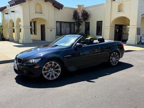 Used 2011 BMW M3 Convertible RWD image 3