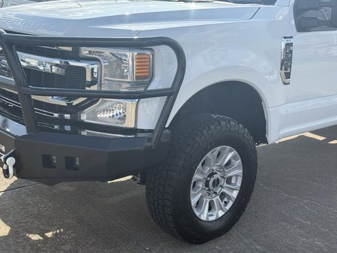 Used 2022 Ford F250 XLT image 2