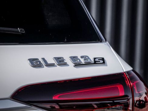 New 2026 Mercedes-Benz GLE 63 AMG S image 8