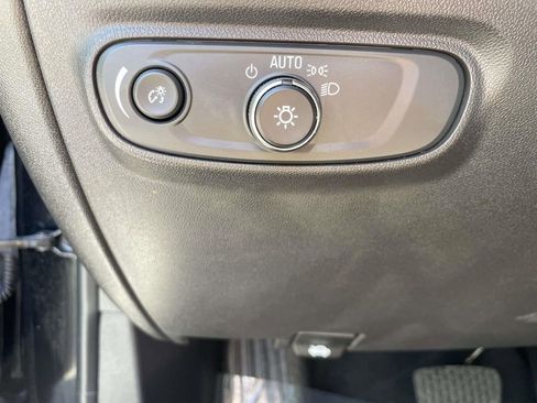 Used 2024 Chevrolet Equinox LS w/ Driver Confidence II Package FWD image 20