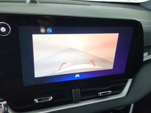Used 2026 Chevrolet Equinox LT AWD/4WD image 27