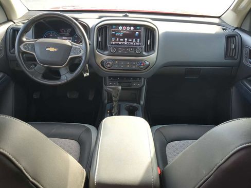 Used 2017 Chevrolet Colorado Z71 image 24