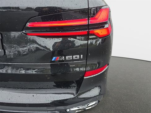 Used 2025 BMW X5 M60i w/ Climate Comfort Package image 37