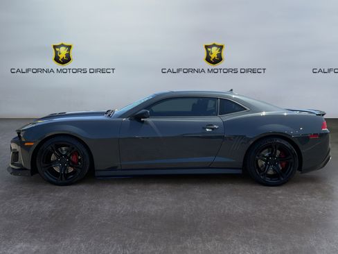 Used 2014 Chevrolet Camaro SS w/ RS Package RWD image 8