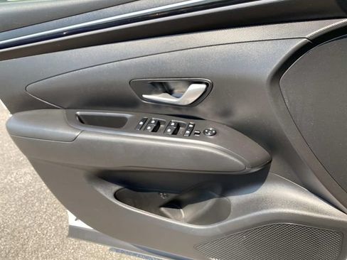 Used 2024 Hyundai Tucson SEL FWD image 19
