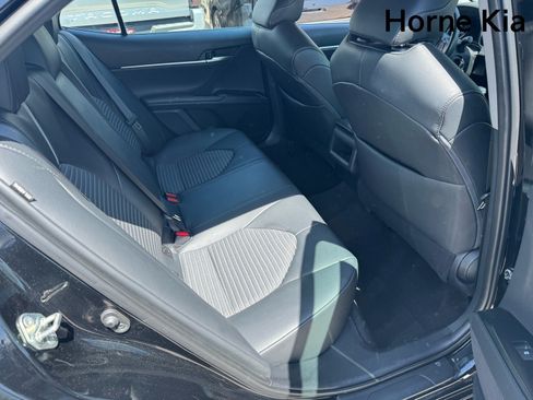 Used 2019 Toyota Camry SE FWD image 27