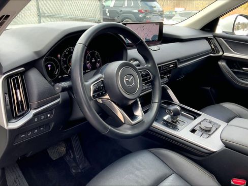 Used 2024 MAZDA CX-90 Plug-In Hybrid w/ Premium Pkg image 18