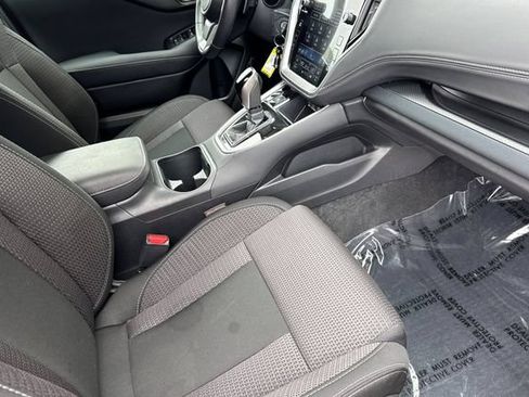 Used 2024 Subaru Outback Premium AWD/4WD image 18