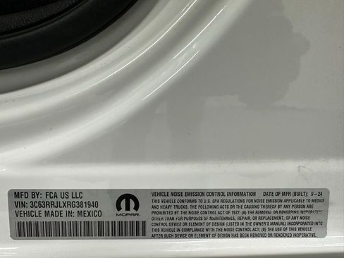 Used 2024 RAM 3500 Laramie image 11