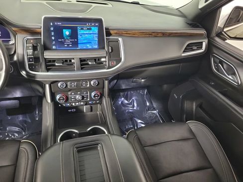 Used 2024 Chevrolet Tahoe Premier AWD/4WD image 18
