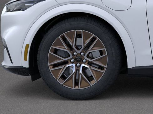 New 2026 Ford Mustang Mach-E Premium image 19