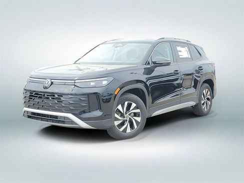 New 2026 Volkswagen Tiguan S FWD image 1