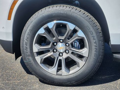 New 2026 Chevrolet Tahoe LS RWD image 9