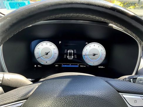 Used 2023 Hyundai Santa Fe Calligraphy image 14