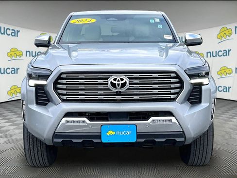Used 2024 Toyota Tacoma Limited w/ Limited Package (LT) image 2