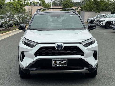 Used 2023 Toyota RAV4 XSE w/ XSE Grade Weather Package AWD/4WD image 7