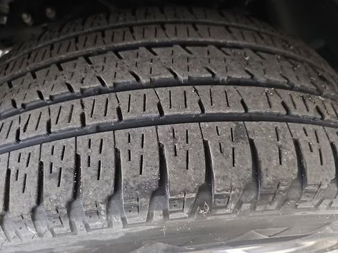 Used 2023 RAM 1500 Laramie AWD/4WD image 25