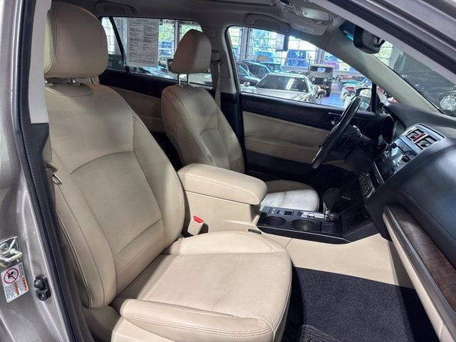 Used 2016 Subaru Outback 2.5i Limited AWD/4WD image 47