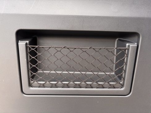 Used 2024 Mercedes-Benz Sprinter 2500 image 25