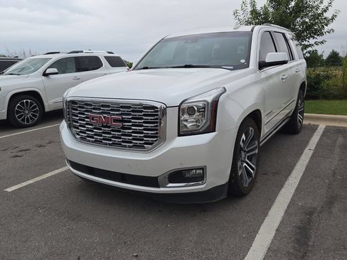 Used 2019 GMC Yukon Denali w/ Denali Ultimate Package AWD/4WD image 1