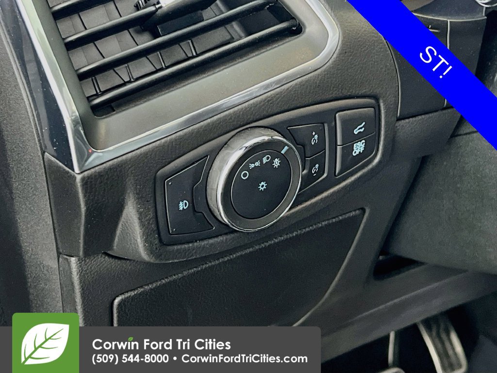 Used 2022 Ford Edge ST AWD/4WD image 18