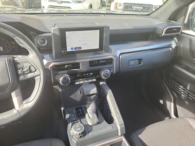 Used 2026 Toyota 4Runner SR5 AWD/4WD image 17