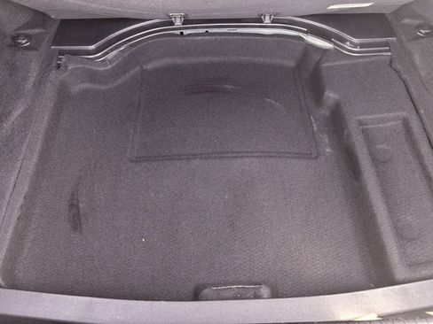 Used 2010 Mercedes-Benz E 350 Sedan image 36