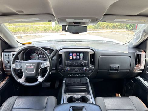Used 2017 GMC Sierra 1500 SLT AWD/4WD image 12