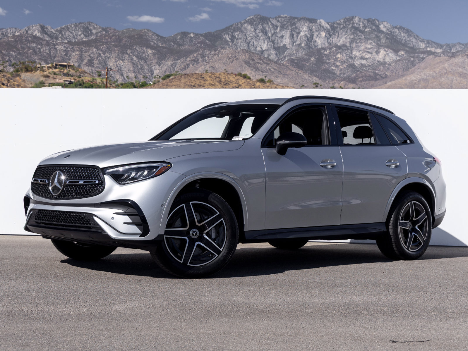 Certified 2026 Mercedes-Benz GLC 300 image 1