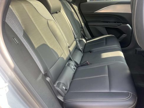 Used 2024 Cadillac Lyriq Tech RWD image 26