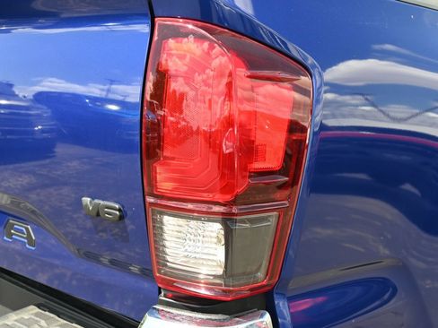 Used 2023 Toyota Tacoma SR5 RWD image 21