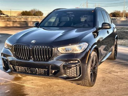 Used 2022 BMW X5 sDrive40i w/ M Sport Package image 2