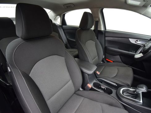 Used 2024 Kia Forte LXS FWD image 16