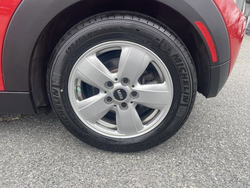 Used 2015 MINI Cooper 2-Door Hardtop image 12