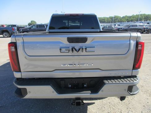 New 2026 GMC Sierra 2500 Denali Ultimate AWD/4WD image 6