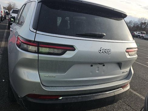 Used 2025 Jeep Grand Cherokee L Limited image 5