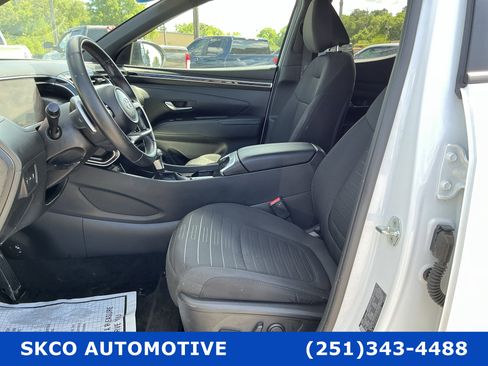 Used 2023 Hyundai Santa Cruz SEL Premium image 11