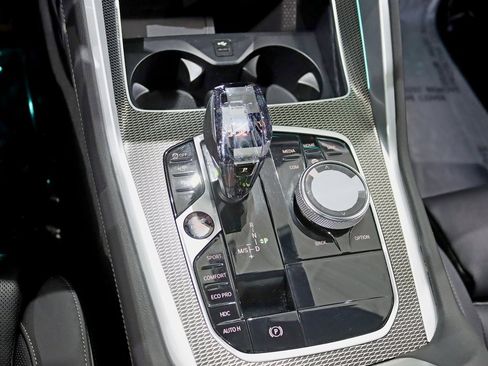 Used 2022 BMW X6 xDrive40i w/ Executive Package image 31