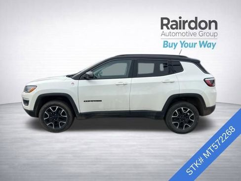 Used 2021 Jeep Compass Trailhawk image 4