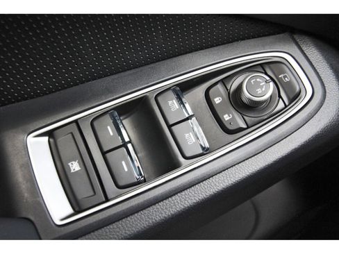 New 2026 Subaru Ascent Limited AWD/4WD image 16