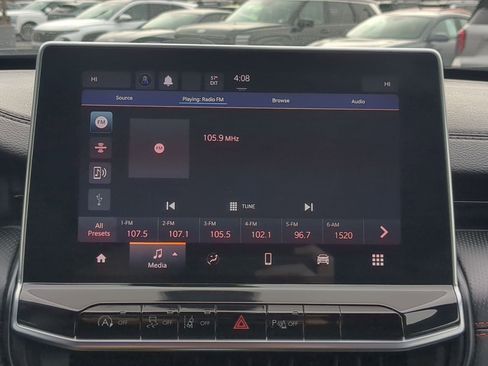 Used 2023 Jeep Compass Trailhawk image 24