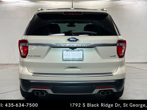 Used 2018 Ford Explorer Platinum AWD/4WD image 4