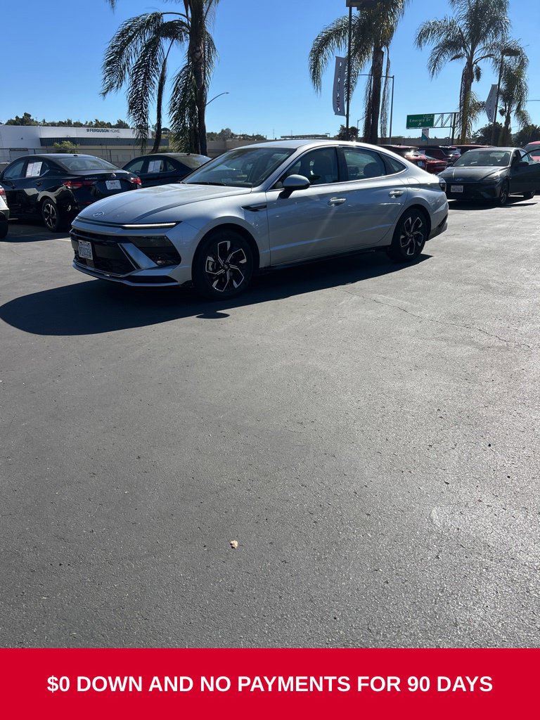 Used 2025 Hyundai Sonata SEL FWD image 1