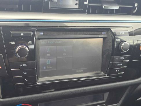 Used 2016 Toyota Corolla S FWD image 25