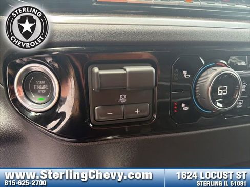 New 2026 Chevrolet Silverado 1500 RST w/ Redline Edition AWD/4WD image 18