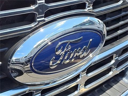 New 2024 Ford F550 4x4 Regular Cab Super Duty image 3